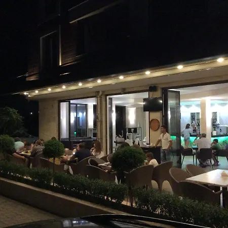 Stamopolu Lux With Pool View アパートホテル 4*