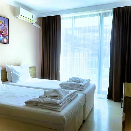 Stamopolu Lux With Pool View 아파트호텔 프리모르스코