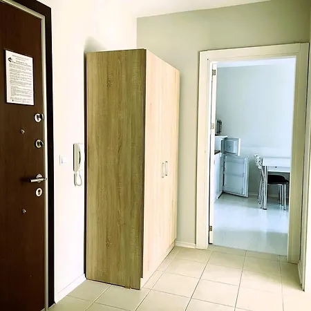 Aparthotel Stamopolu Lux With Pool View Primorsko