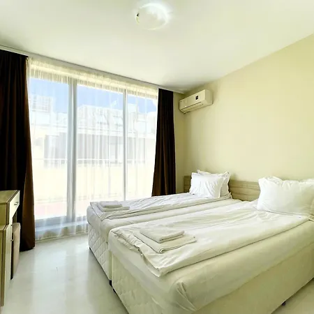 Stamopolu Lux With Pool View 아파트호텔 프리모르스코