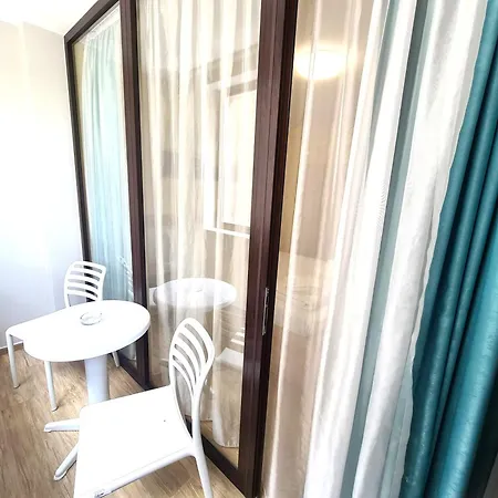 아파트호텔 Stamopolu Lux With Pool View 프리모르스코