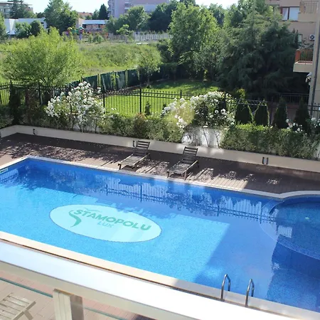 Stamopolu Lux With Pool View 公寓式酒店 普里莫尔斯科