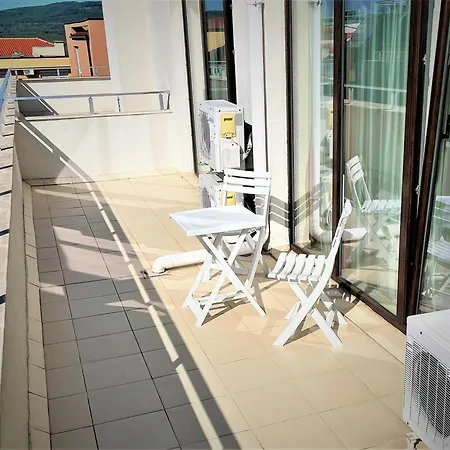 Stamopolu Lux With Pool View 公寓式酒店